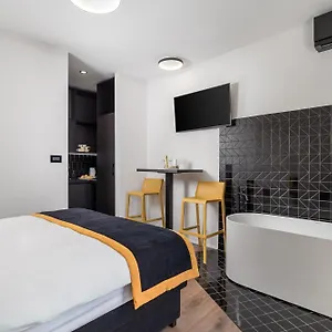  Apartman Artqart